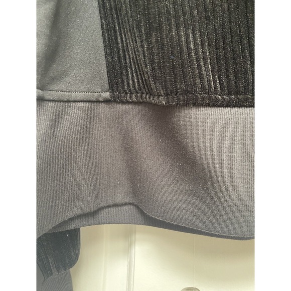 NWOT Cabi Black Bomber Jacket Size L Zip Front Wide Wale Corduroy - Picture 4 of 7